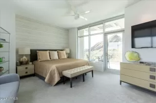 Photo #5: 6703536 Listing