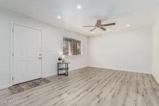 Photo #4: 6703578 Listing