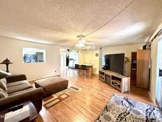 Photo #3: 6703731 Listing 