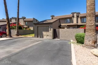 Photo #2: 6703742 Listing 