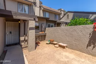 Photo #4: 6703742 Listing 