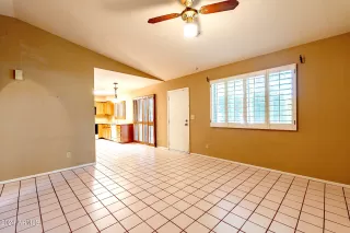 Photo #5: 6703751 Listing