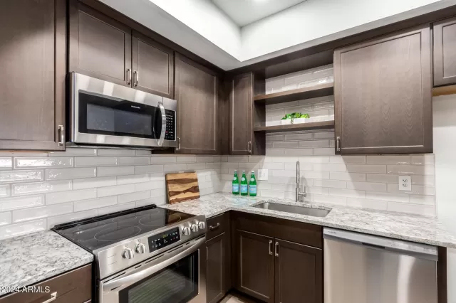 MLS: 6703799 Condo For Sale