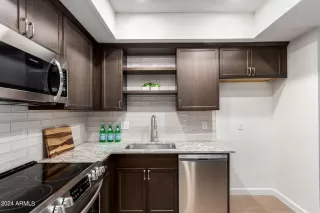 Photo #4: 6703799 Listing