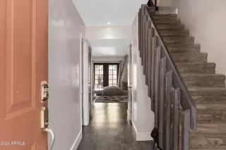 Photo #1: 6704166 Listing 