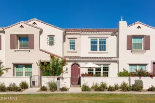 Photo #4: 6704184 Listing 