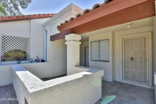 Photo #4: 6704204 Listing