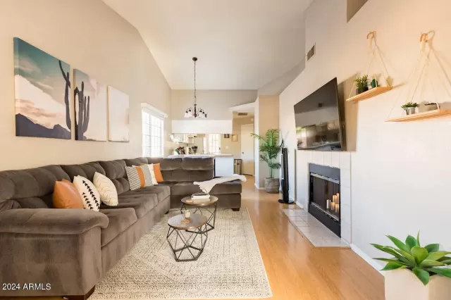 MLS: 6704359 Condo For Sale