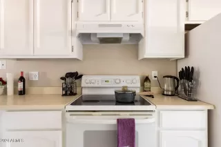 Photo #3: 6704359 Listing 