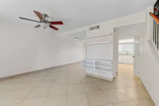 Photo #2: 6704447 Listing