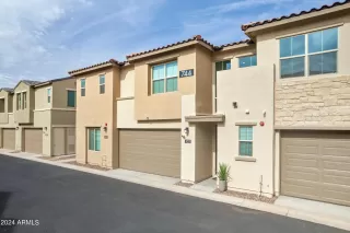 Photo #2: 6704500 Listing 