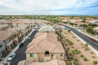 Photo #6: 6704500 Listing 