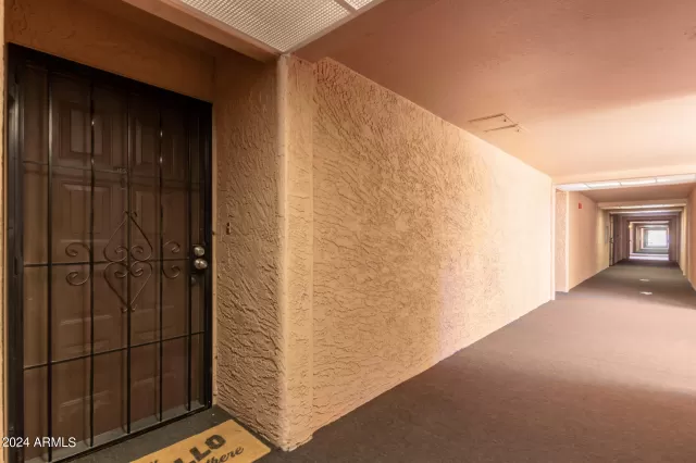 MLS: 6704738 Condo For Sale