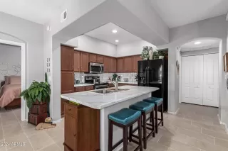 Photo #4: 6705142 Listing