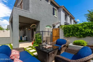 Photo #2: 6705258 Listing