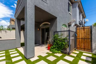 Photo #3: 6705258 Listing