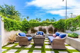 Photo #4: 6705258 Listing