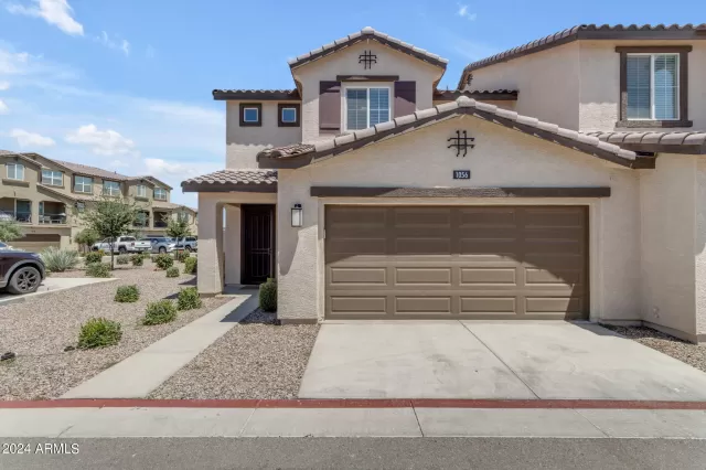 MLS: 6705518 Condo For Sale