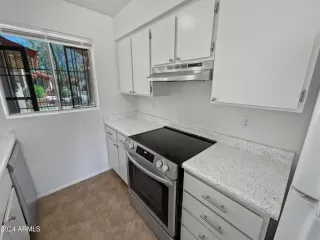 Photo #5: 6705631 Listing 