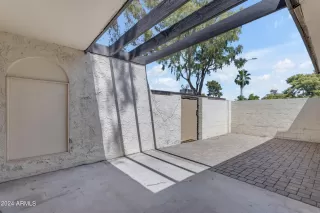 Photo #4: 6705745 Listing