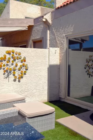 Photo #4: 6706323 Listing