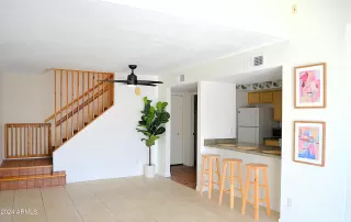 Photo #5: 6706323 Listing