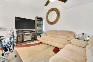 Photo #6: 6706338 Listing 