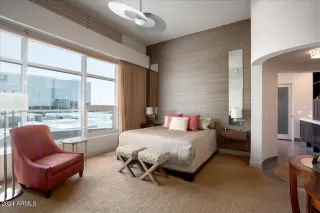 Photo #4: 6706419 Listing 