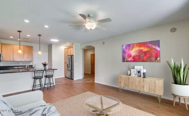 MLS: 6706976 Condo For Sale