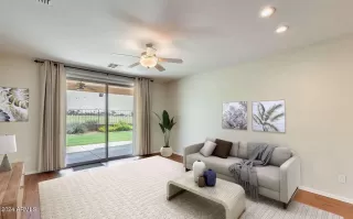 Photo #2: 6706976 Listing