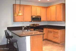 Photo #4: 6706976 Listing