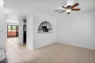 Photo #4: 6707319 Listing