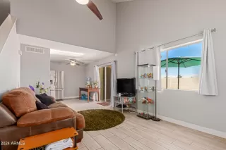 Photo #3: 6707332 Listing 