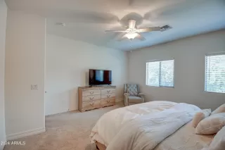 Photo #6: 6707576 Listing