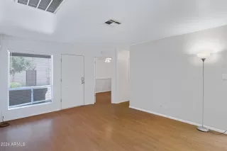 Photo #5: 6707611 Listing 