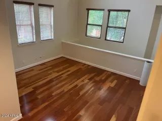 Photo #6: 6707689 Listing