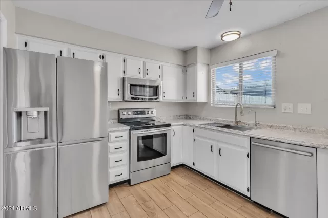 MLS: 6708219 Condo For Sale