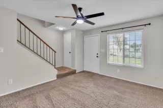 Photo #4: 6708219 Listing