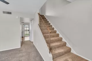 Photo #5: 6708219 Listing