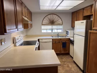 Photo #4: 6708441 Listing