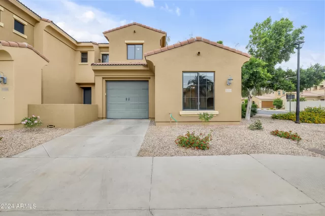 MLS: 6708815 Condo For Sale