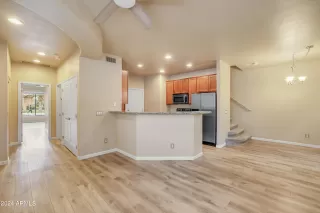 Photo #4: 6708815 Listing 