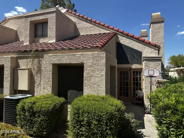 MLS: 6709226 Condo For Sale