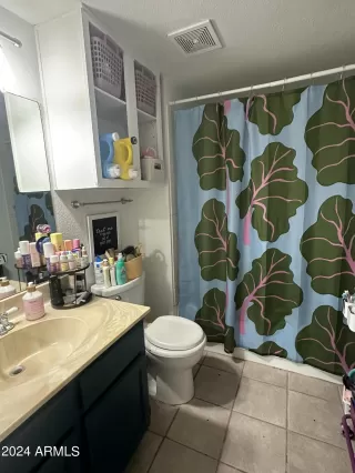 Photo #5: 6709226 Listing