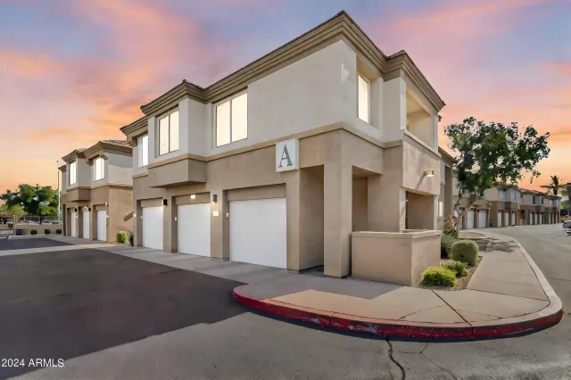 MLS: 6709396 Condo For Sale