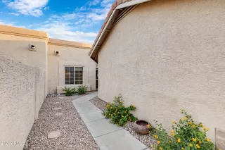 Photo #4: 6709471 Listing