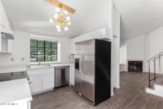 Photo #4: 6709926 Listing