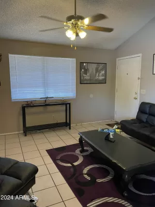 Photo #5: 6709939 Listing