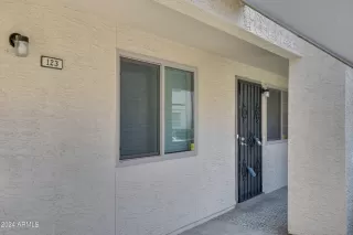 Photo #2: 6710753 Listing