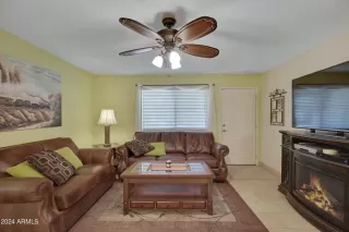 Photo #4: 6710753 Listing